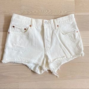 Levi’s denim white shorts